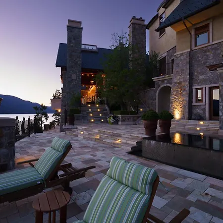 Chateau Okanagan-3